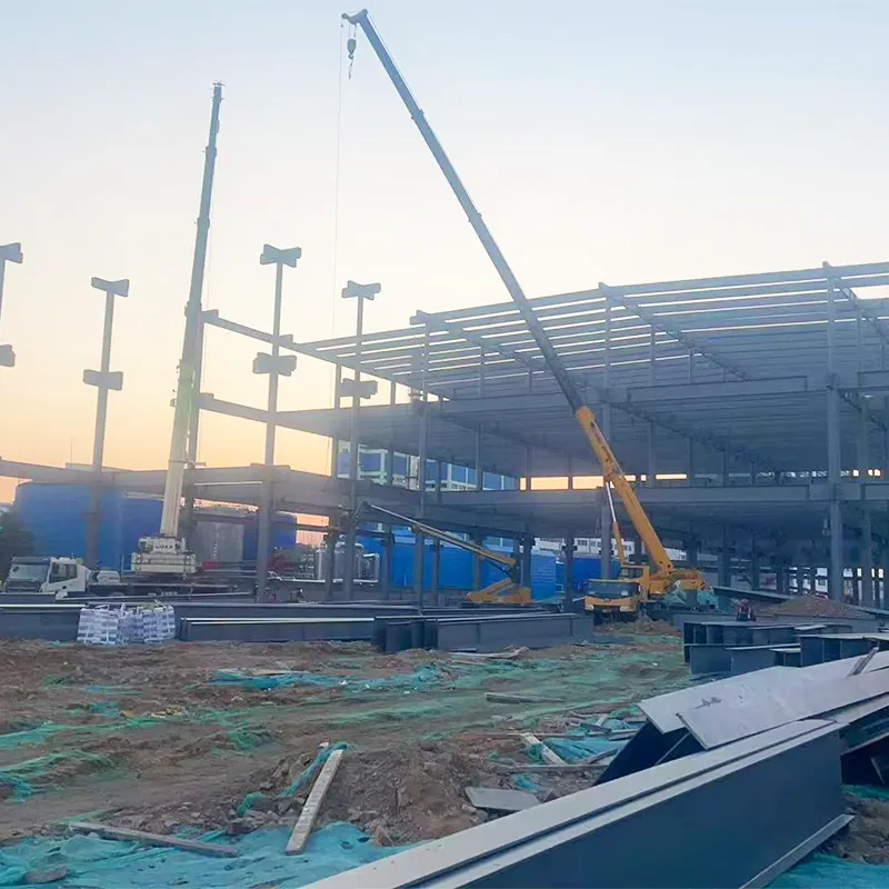 Armazém logístico de estrutura de aço de grande vão